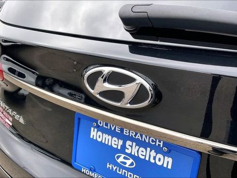Used 2019 Hyundai Santa Fe SEL image 14