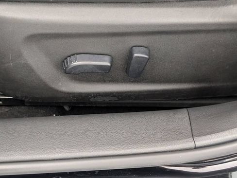 Used 2024 Nissan Altima 2.5 SV FWD image 13
