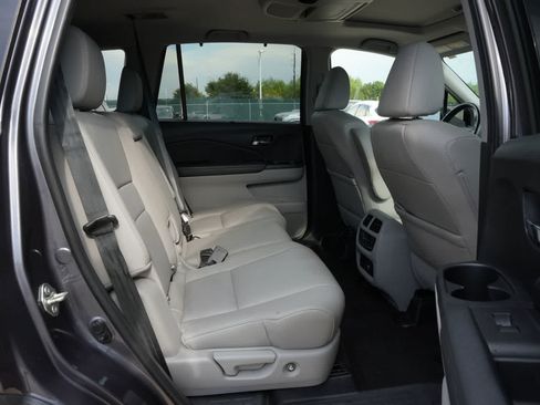 Used 2020 Honda Pilot Touring image 20