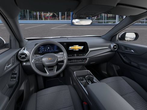 New 2026 Chevrolet Equinox LT FWD image 15