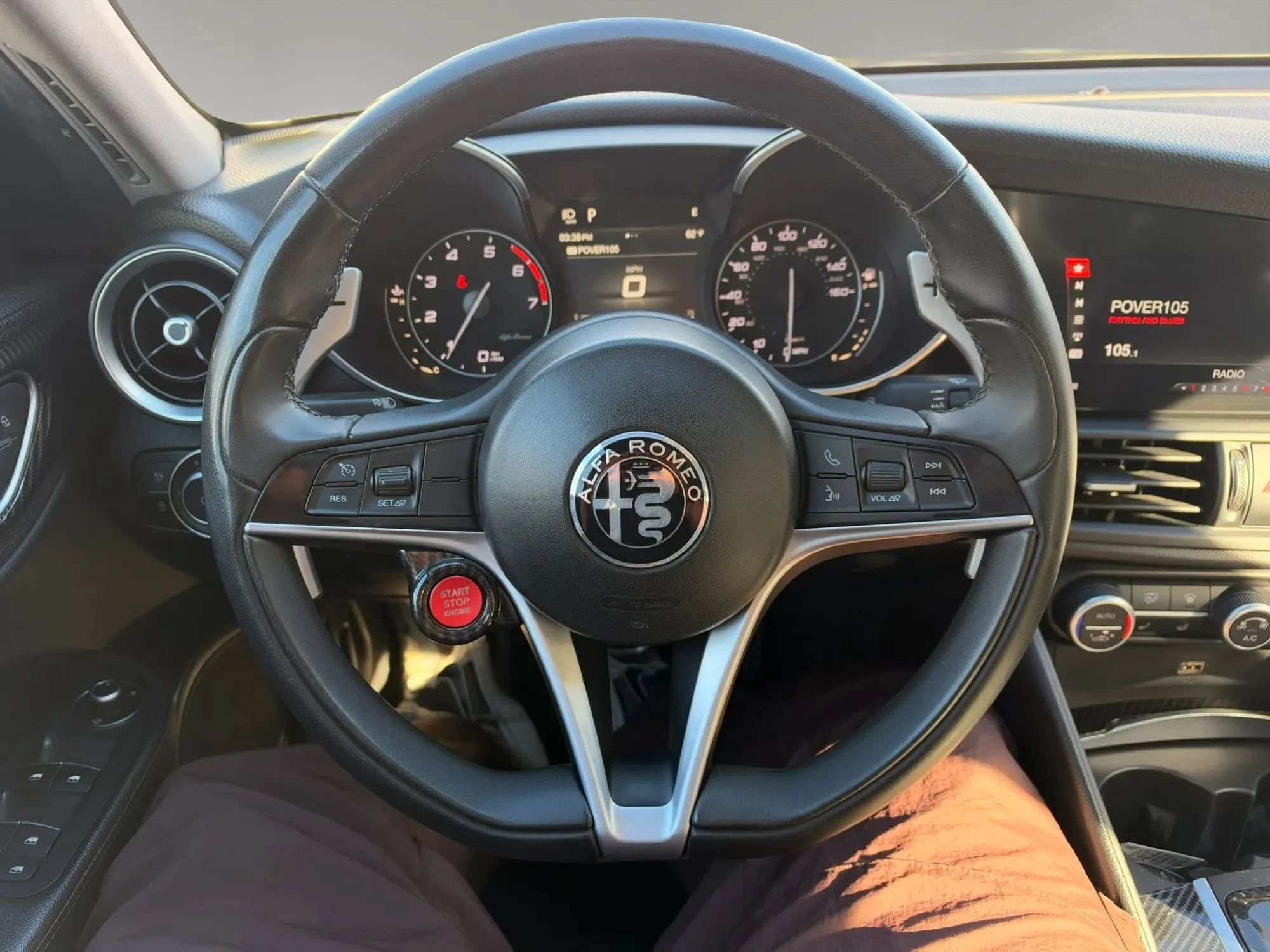 Used 2019 Alfa Romeo Giulia AWD w/ Quick Order Package 22J Sport image 11