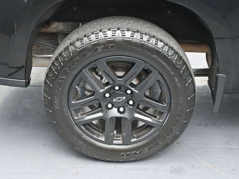 Used 2023 Chevrolet Silverado 1500 RST AWD/4WD image 33