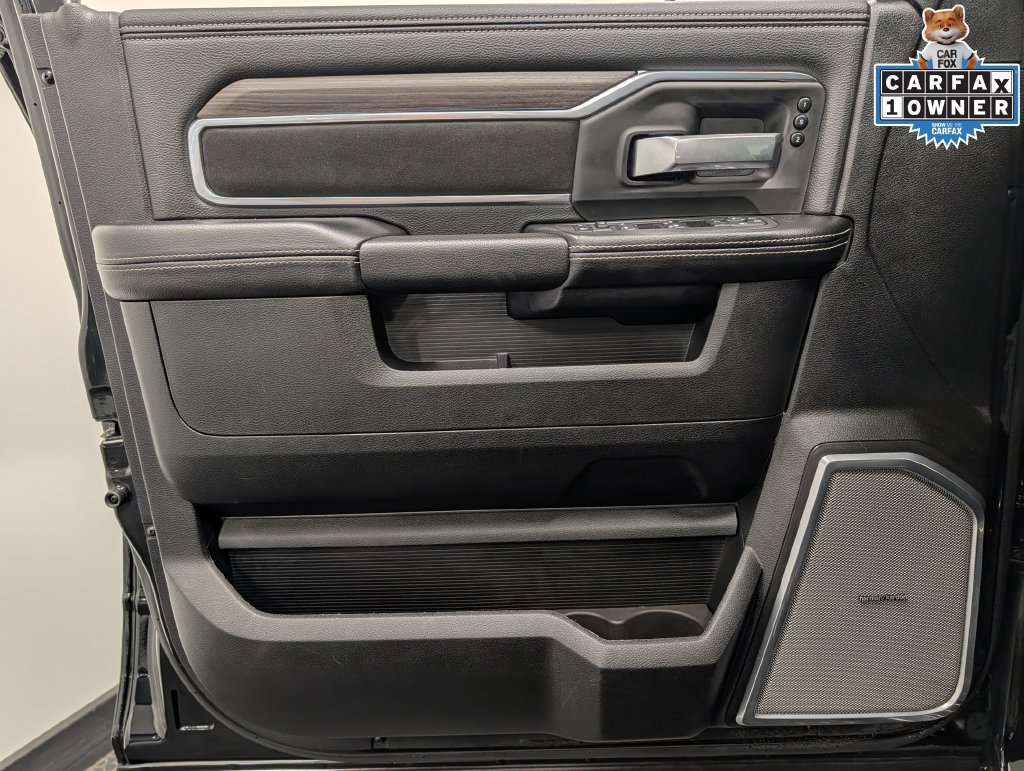 Used 2026 RAM 2500 Laramie AWD/4WD image 9