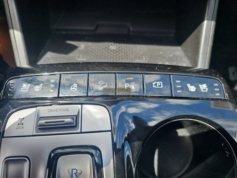 Used 2022 Hyundai Tucson Limited AWD/4WD image 21