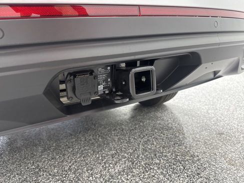 New 2026 Volkswagen Atlas SE image 9