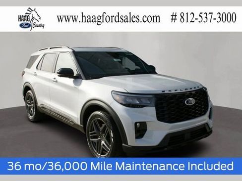 New 2026 Ford Explorer ST-Line w/ ST-Line Street Pack AWD/4WD image 1