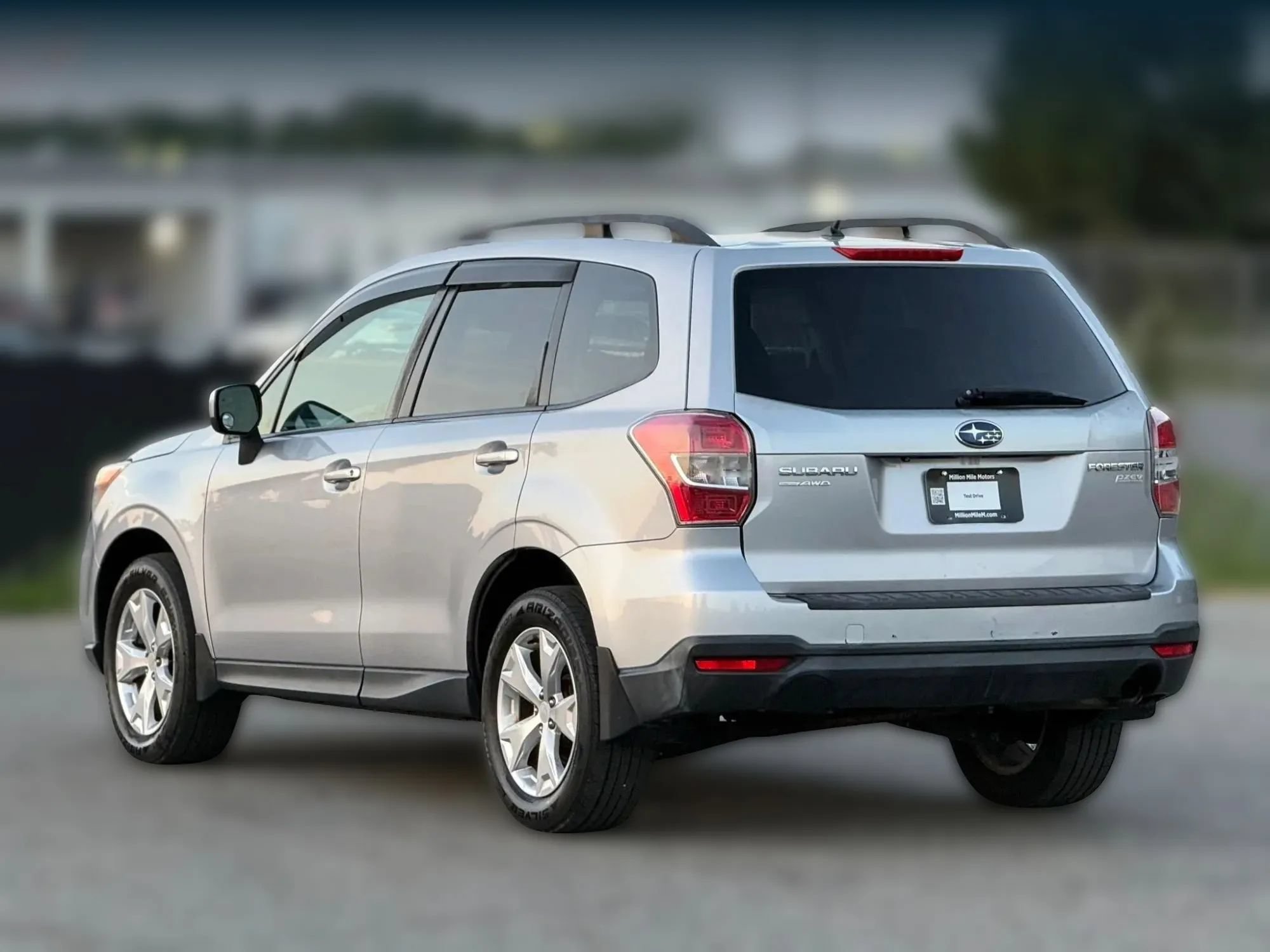 Used 2014 Subaru Forester 2.5i Premium w/ Popular Package #2 AWD/4WD image 10