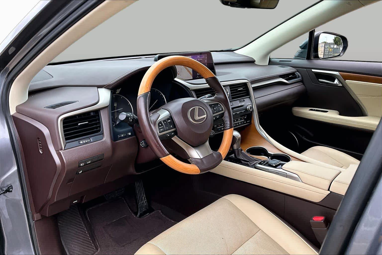 Used 2018 Lexus RX 350 AWD w/ Premium Package image 17