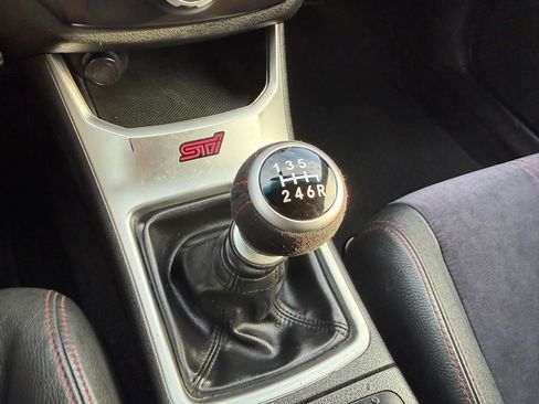 Used 2011 Subaru Impreza WRX STI image 49