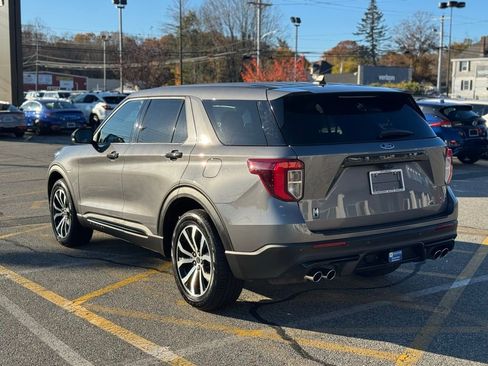Used 2021 Ford Explorer ST image 3