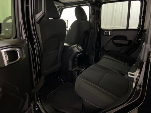 Used 2021 Jeep Gladiator Sport w/ Quick Order Package 24Q 80Th image 21