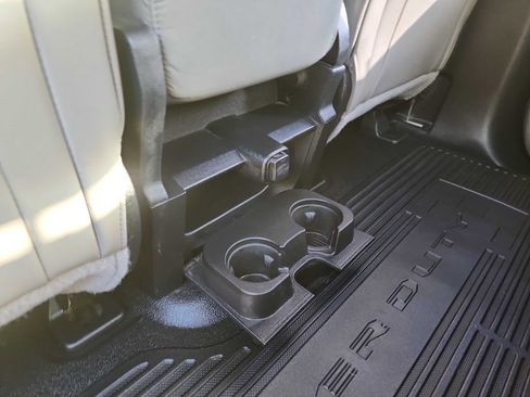 Used 2018 Ford F250 XL w/ Power Equipment Group image 32