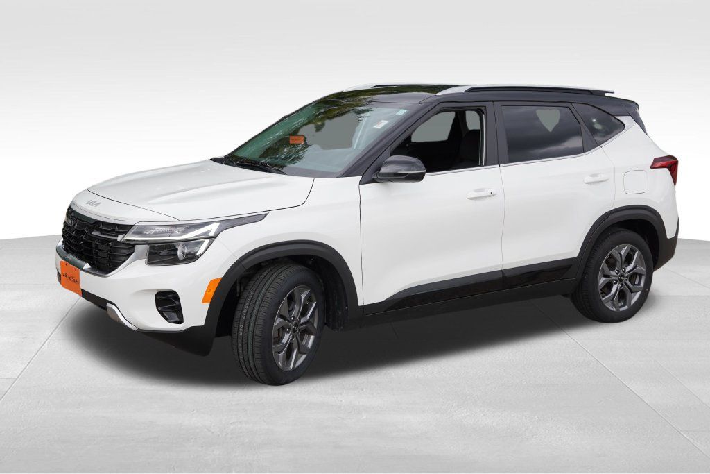 Certified 2024 Kia Seltos S FWD image 10