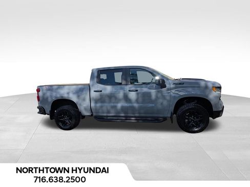 Used 2024 Chevrolet Silverado 1500 LT Trail Boss w/ LT Trail Boss Premium Package AWD/4WD image 12