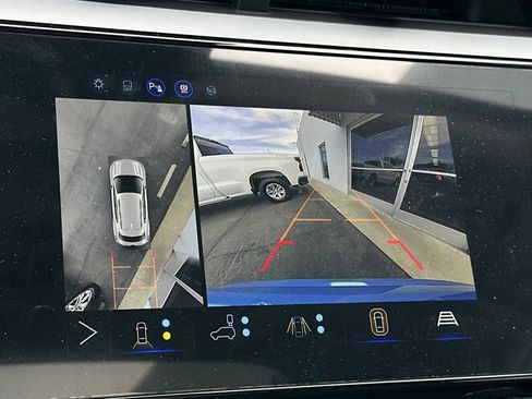 New 2027 Chevrolet Bolt RS w/ Technology Package FWD image 25