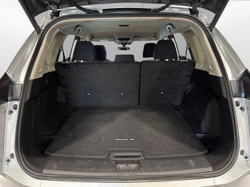 Used 2025 Nissan Rogue SV image 42