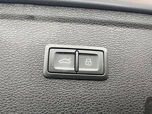 Used 2023 Audi Q5 2.0T Premium Plus w/ Premium Plus Package image 42