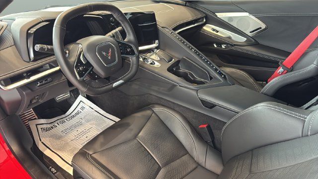 Used 2023 Chevrolet Corvette Z06 RWD image 9