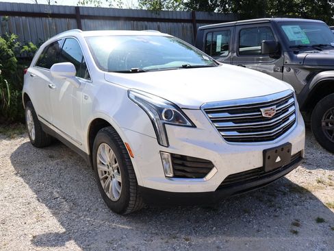 Used 2017 Cadillac XT5 FWD image 18
