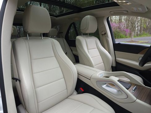 Used 2023 Mercedes-Benz GLE 350 4MATIC w/ AMG Line Exterior image 20