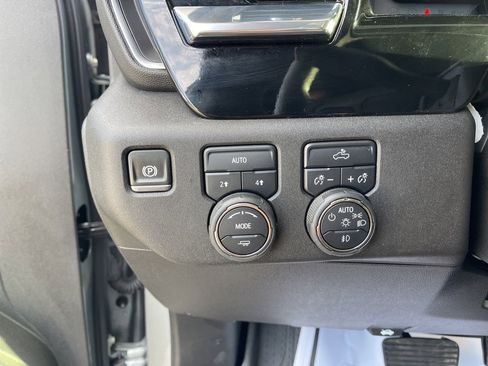 Certified 2025 Chevrolet Silverado 1500 RST image 21