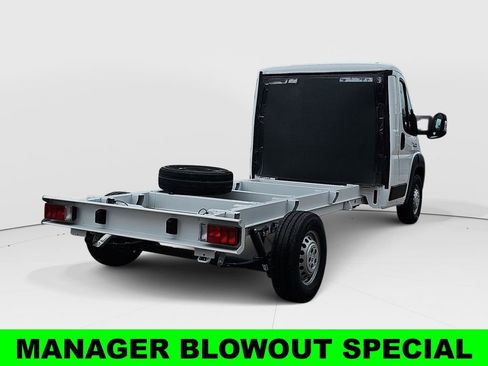 New 2024 RAM ProMaster 3500 w/ Convenience Group FWD image 3