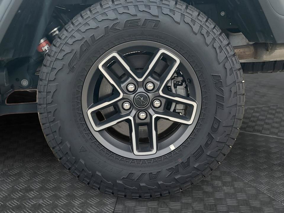 Used 2026 Jeep Gladiator Mojave AWD/4WD image 25
