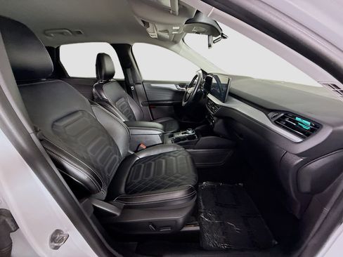 Used 2023 Ford Escape SE w/ PHEV Premium Package image 29