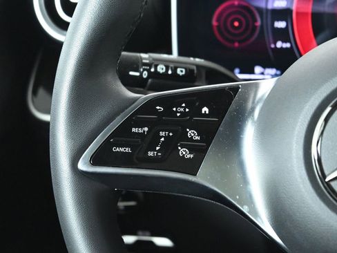 Certified 2025 Mercedes-Benz GLC 300 4MATIC image 17