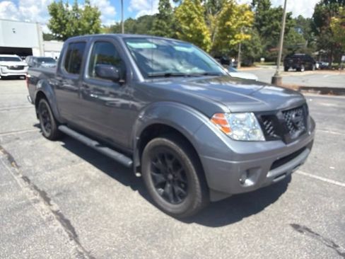 Used 2019 Nissan Frontier SV w/ Value Truck Package AWD/4WD image 2