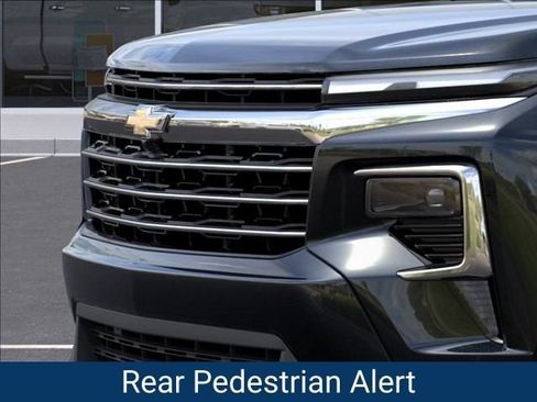 New 2026 Chevrolet Traverse LT w/ Driver Confidence Package FWD image 15