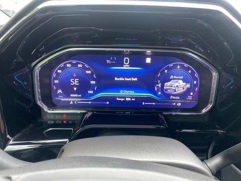 Used 2023 Chevrolet Silverado 1500 LT AWD/4WD image 17