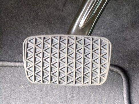 New 2026 Cadillac Lyriq Luxury image 17