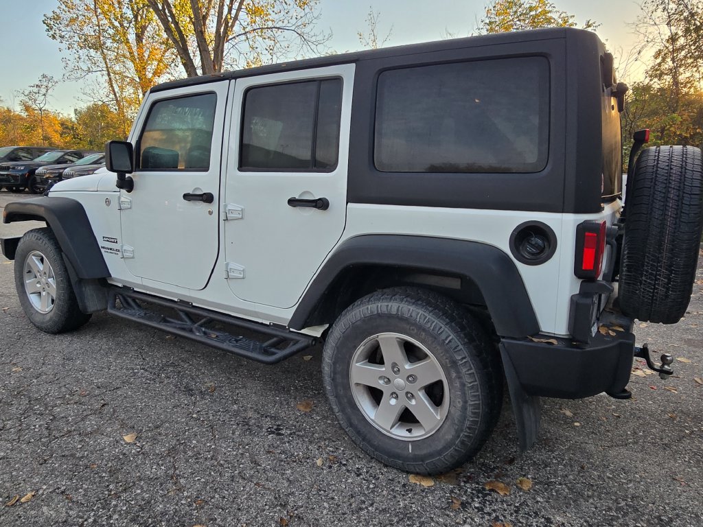 Used 2015 Jeep Wrangler Unlimited Sport w/ Quick Order Package 24S AWD/4WD image 4