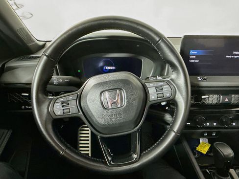 Used 2024 Honda Accord Sport image 12
