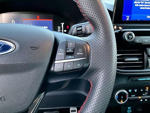 Certified 2023 Ford Escape ST-Line image 24