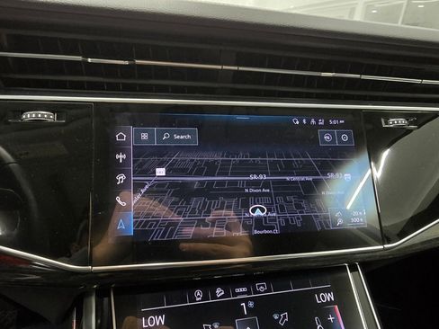 Used 2025 Audi Q7 3.0T Premium Plus image 23