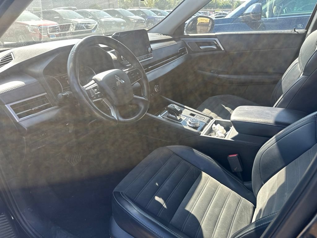Used 2024 Mitsubishi Outlander SE FWD image 16