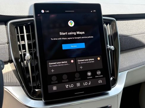 New 2026 Volvo XC90 B5 Ultra image 13