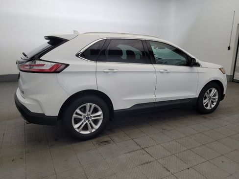 Used 2019 Ford Edge SEL AWD/4WD image 10