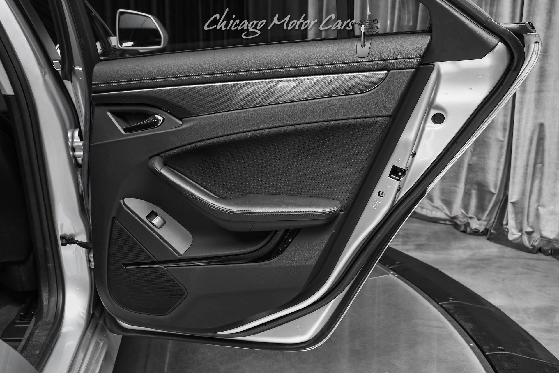 Used 2010 Cadillac CTS V RWD image 32