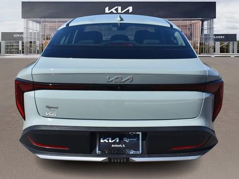 New 2026 Kia K4 LXS FWD image 5