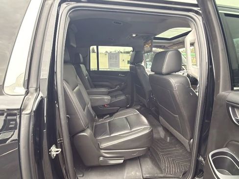 Used 2017 Chevrolet Suburban LT image 53