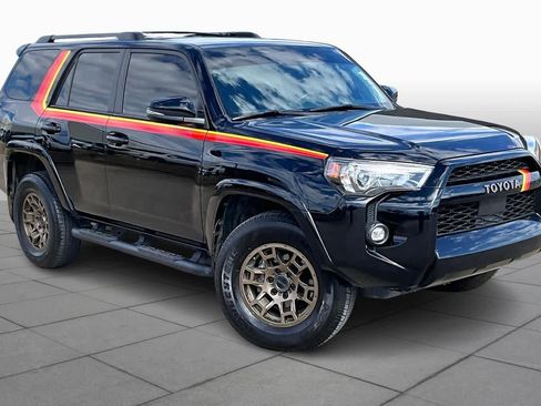 Used 2023 Toyota 4Runner 40th Anniversary SE image 3