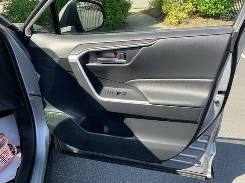 Certified 2023 Toyota RAV4 SE AWD/4WD image 13