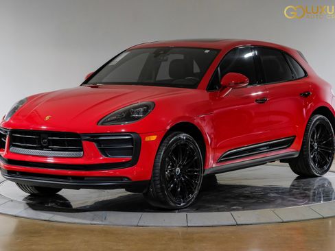 Used 2024 Porsche Macan Turbo AWD/4WD image 8
