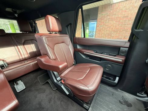Used 2022 Ford Expedition Max Limited AWD/4WD image 24