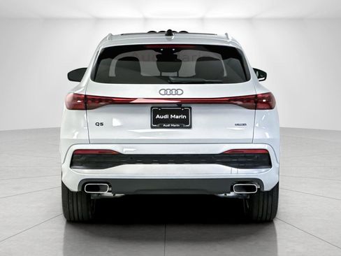 New 2025 Audi Q5 Premium image 4