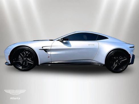 Used 2026 Aston Martin V8 Vantage S RWD image 5