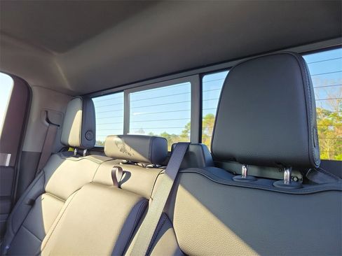 New 2026 GMC Sierra 2500 Denali w/ Denali Reserve Package image 15